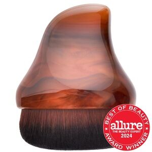 Danessa Myricks Beauty Yummy Skin Brush